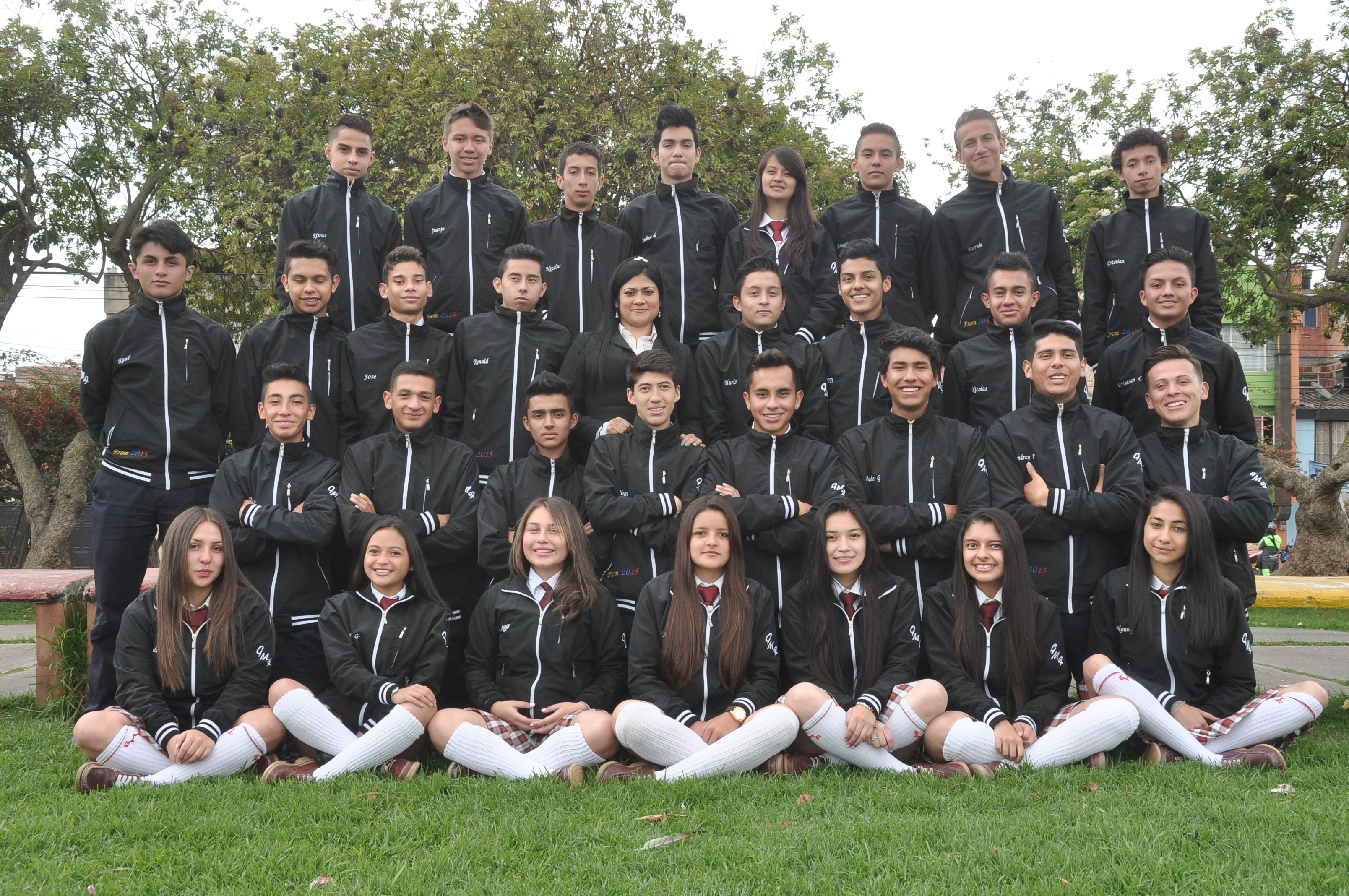 Grupo de estudiantes de grado once.